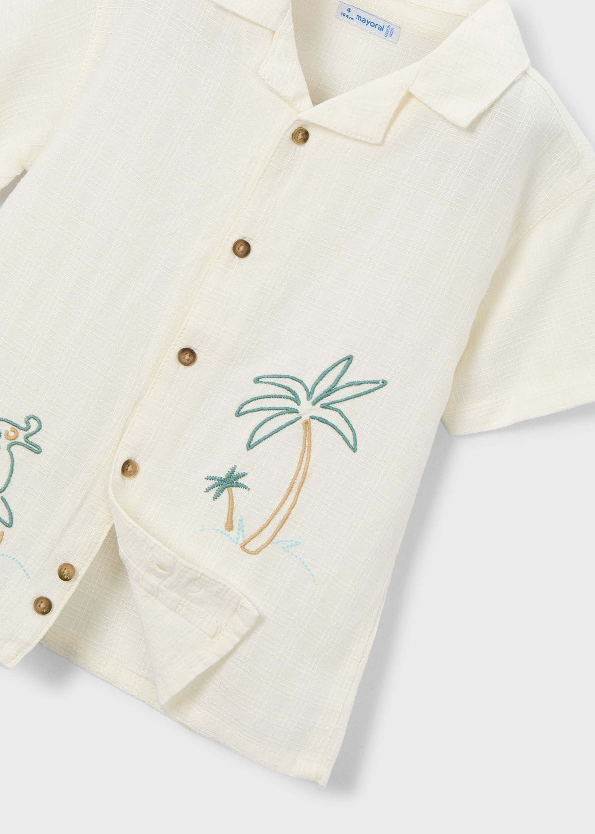 Boy's shirt with embroidered details