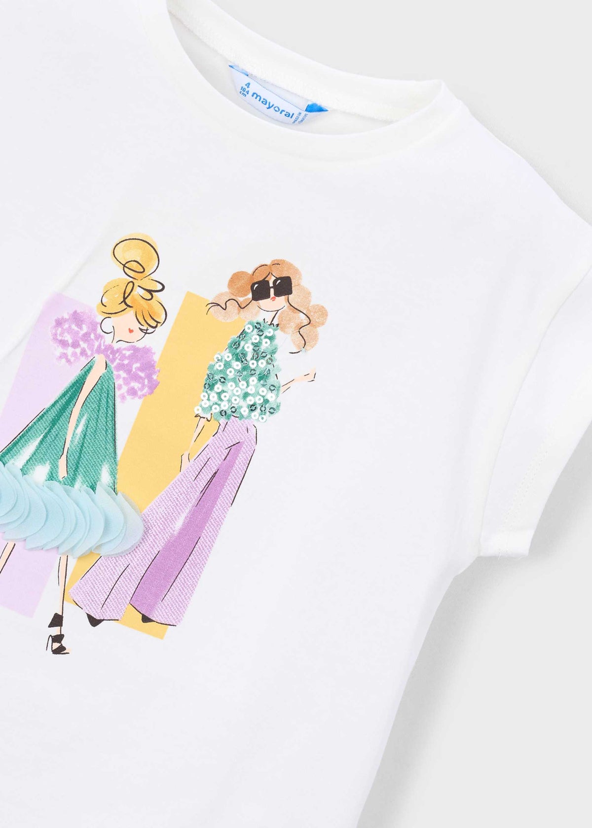 Doll print t-shirt girl