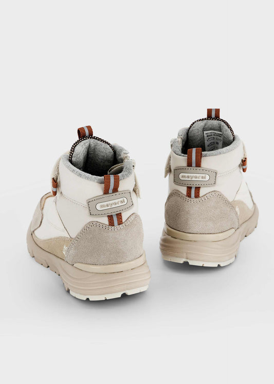 Sneakers boy