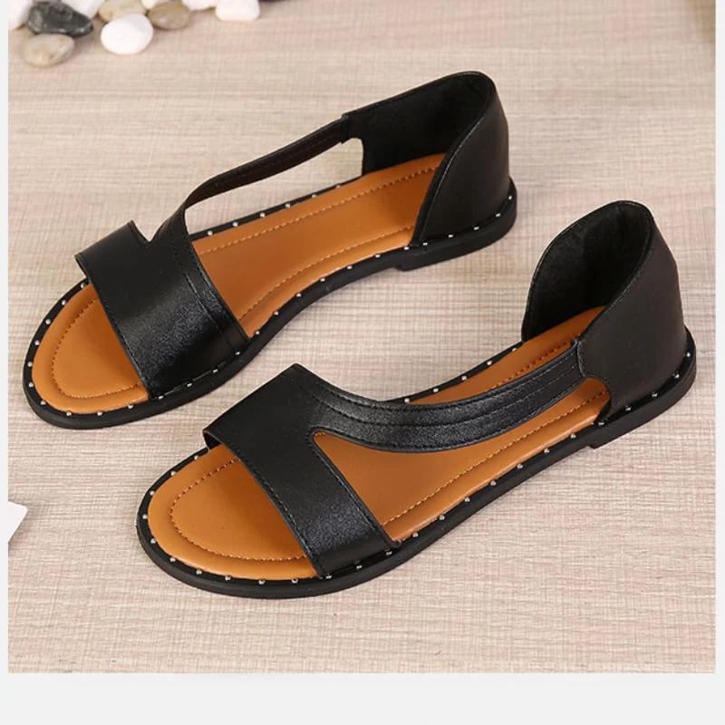 Fischmaul-Niet-Sandalen mit offener Zehenpartie