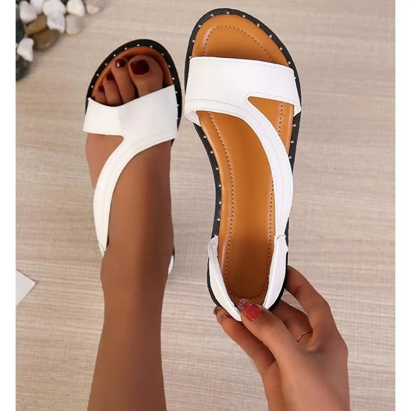 Fischmaul-Niet-Sandalen mit offener Zehenpartie
