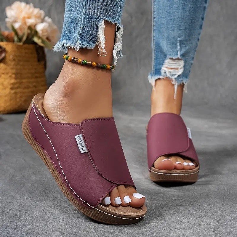Bequeme Pantoletten mit Fußgewölbestütze – Schlichte, atmungsaktive Sandalen für Damen