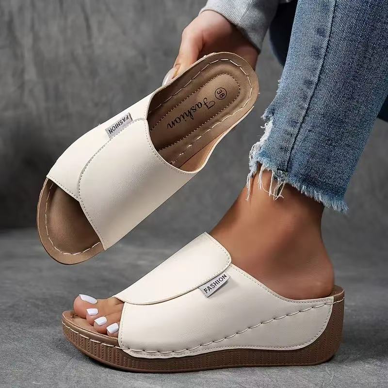Bequeme Pantoletten mit Fußgewölbestütze – Schlichte, atmungsaktive Sandalen für Damen