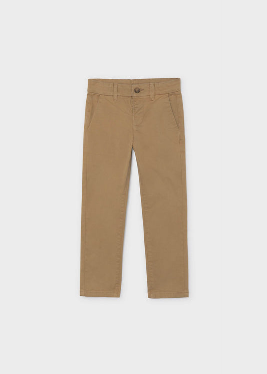 Einfache Chinohose für Jungen