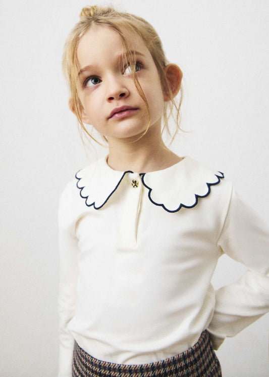 Basic girls' polo shirt with a Peter Pan collar