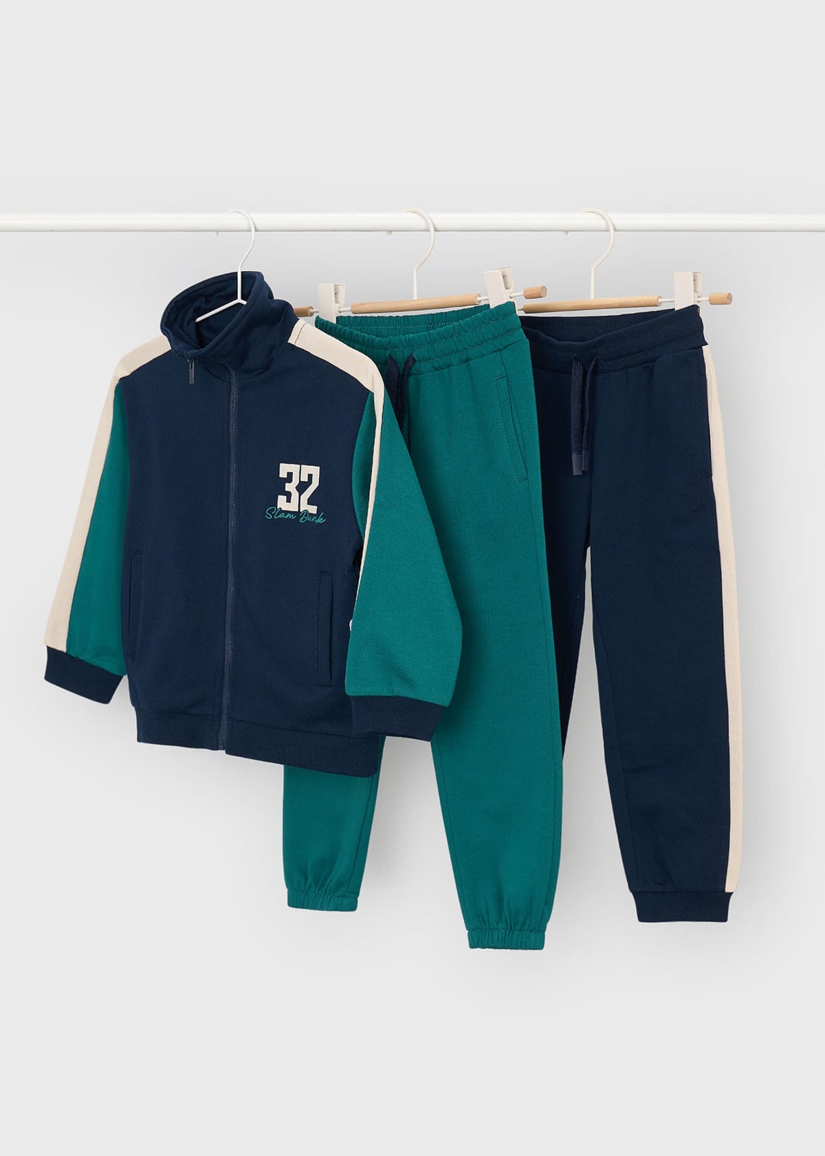 Boy tracksuit 2 contrast bottoms