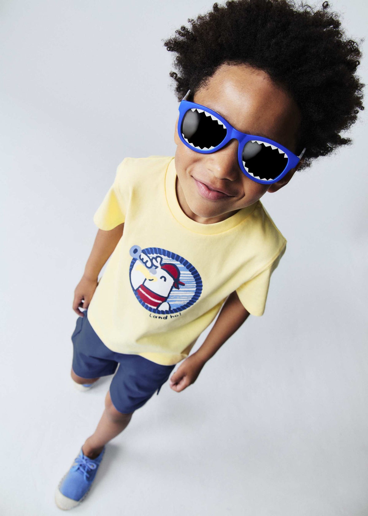 Boys' T-shirt and trousers set