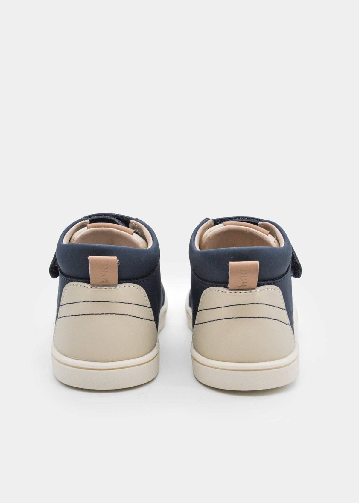 Boys' trainers