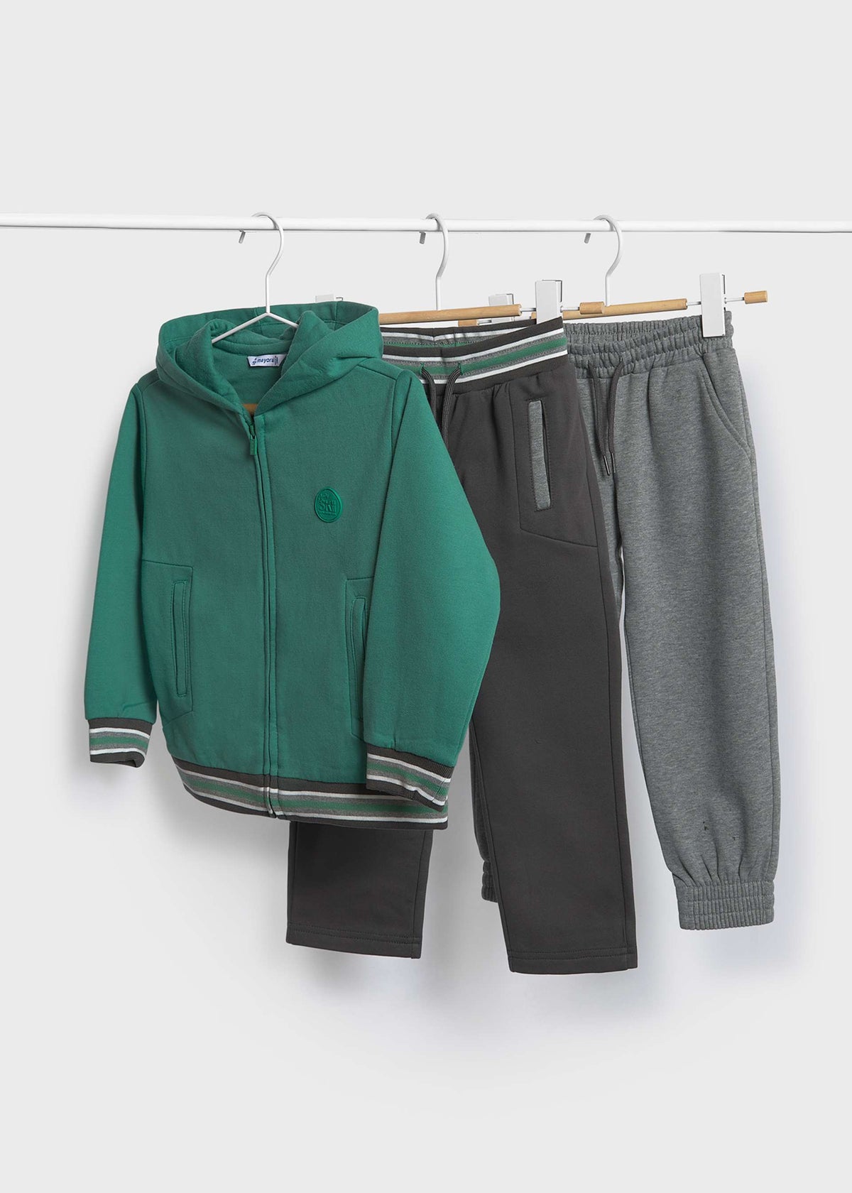 Boys' two-piece tracksuit