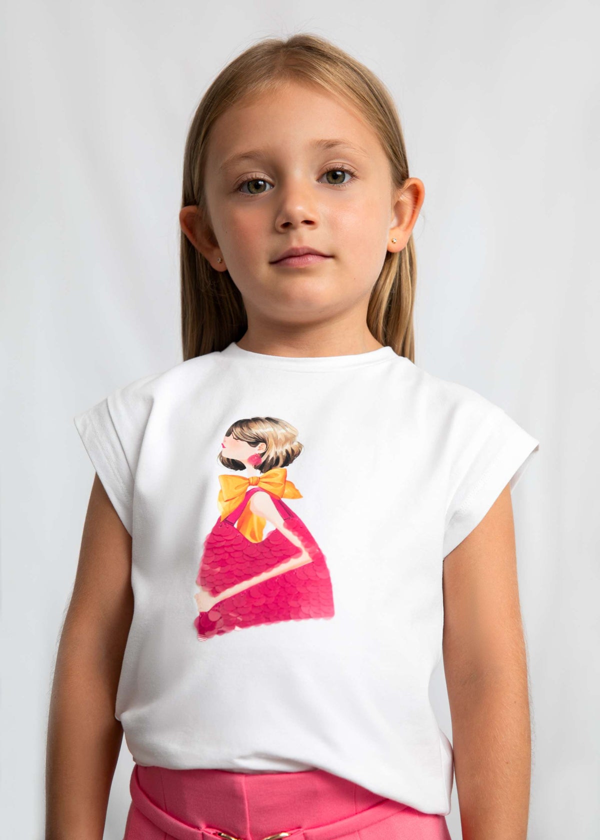 Doll print t-shirt girl