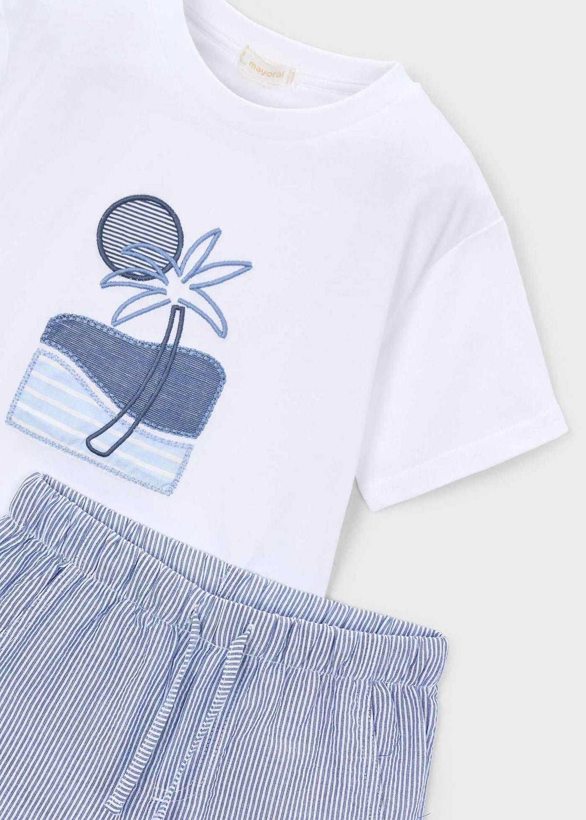 Besticktes Set mit Bermudashorts für Jungen