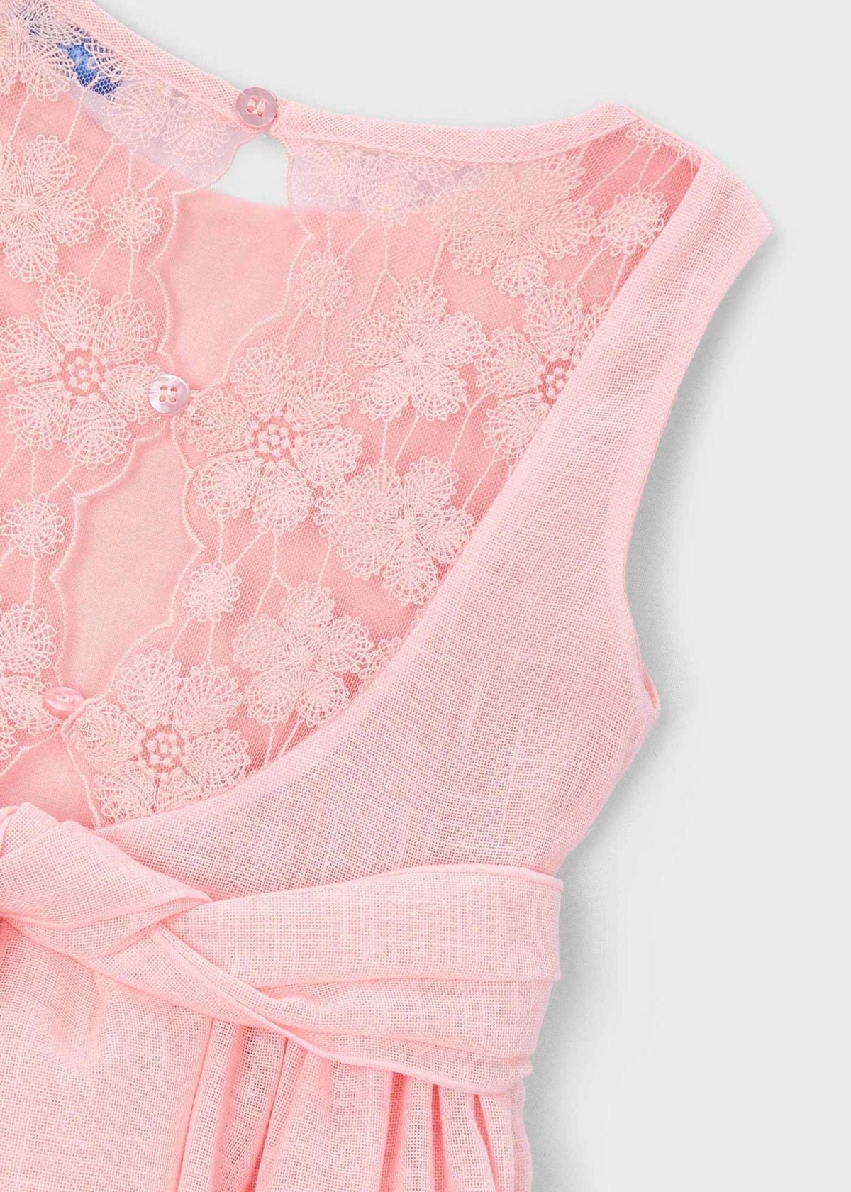 Formal dress with lace details for girls