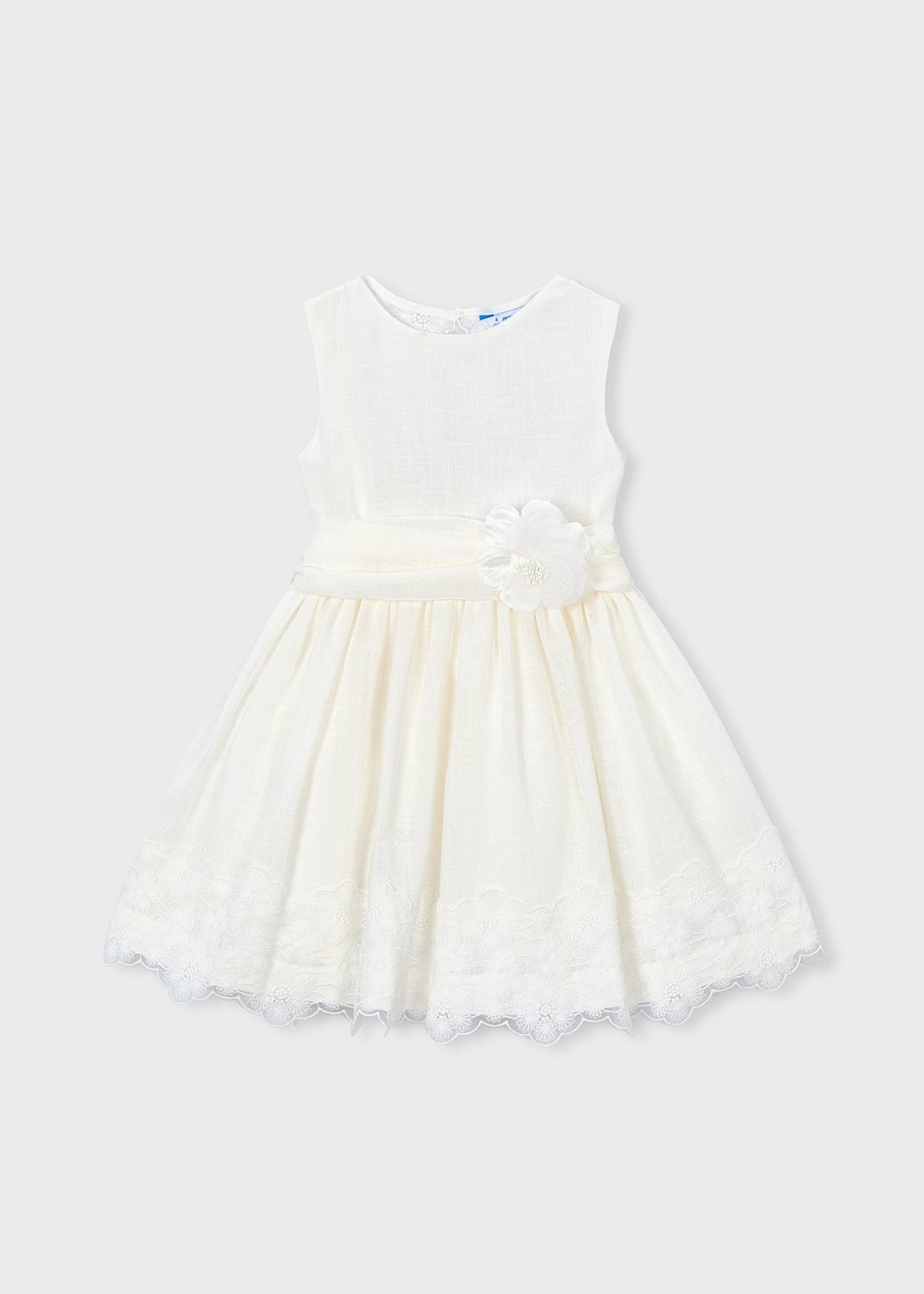 Formal dress with lace details for girls