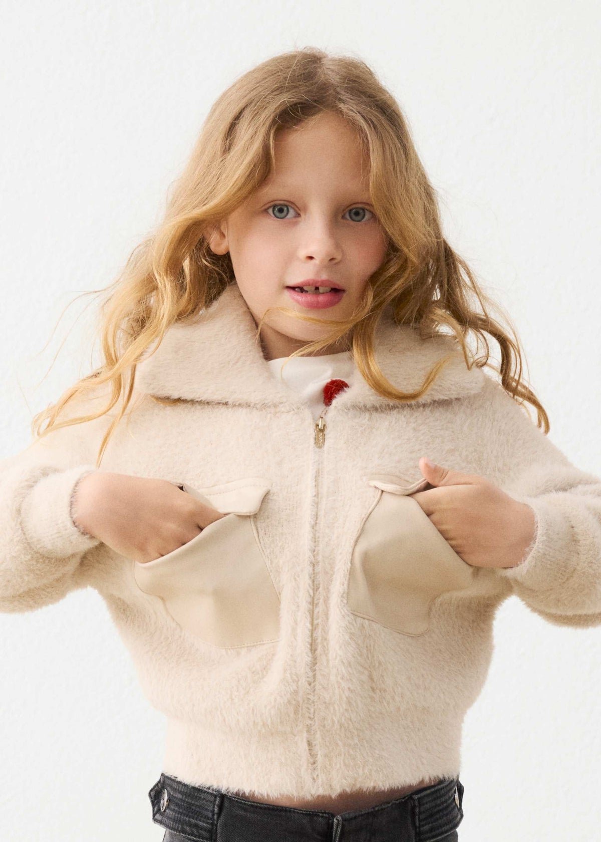 Girl zip-up knit jacket