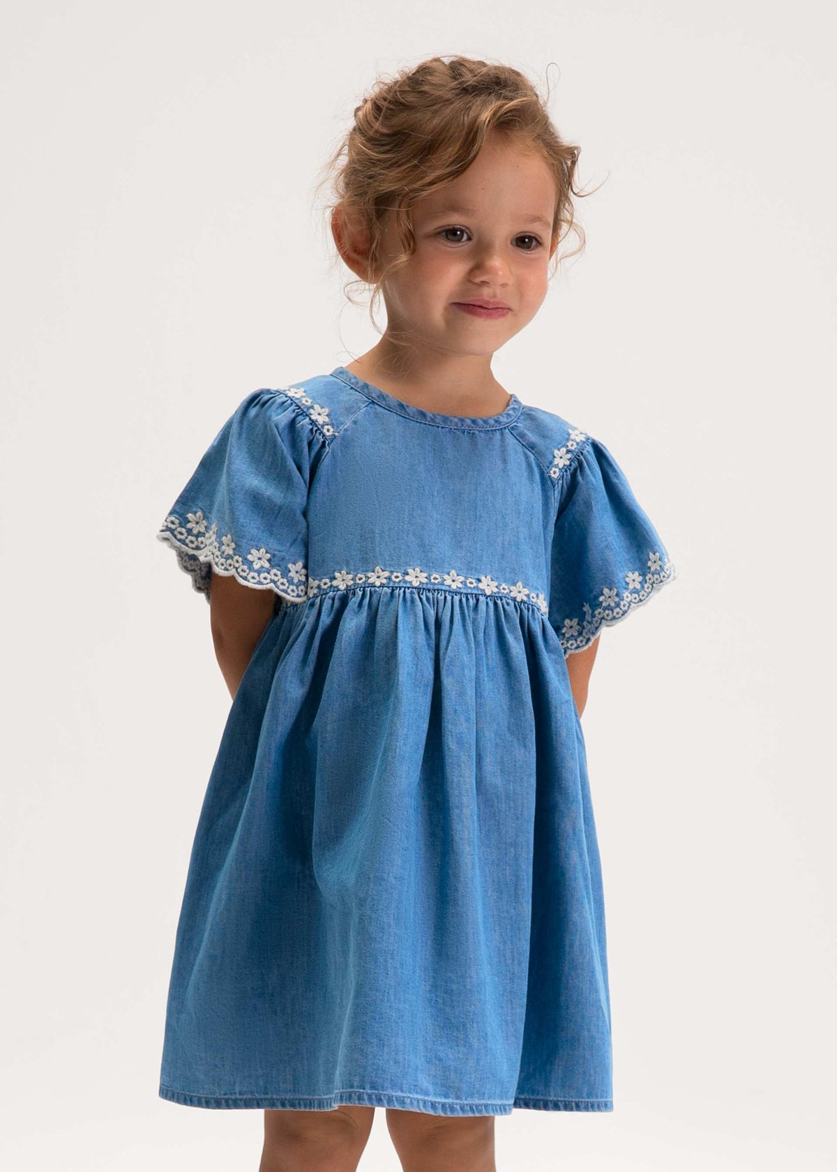 Girl's dress with embroidered details