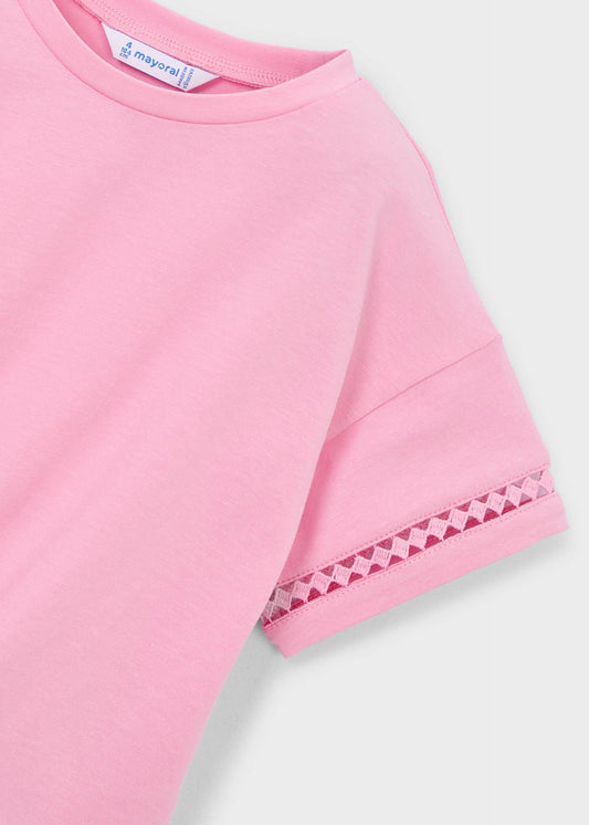 Girl's knotted T-shirt