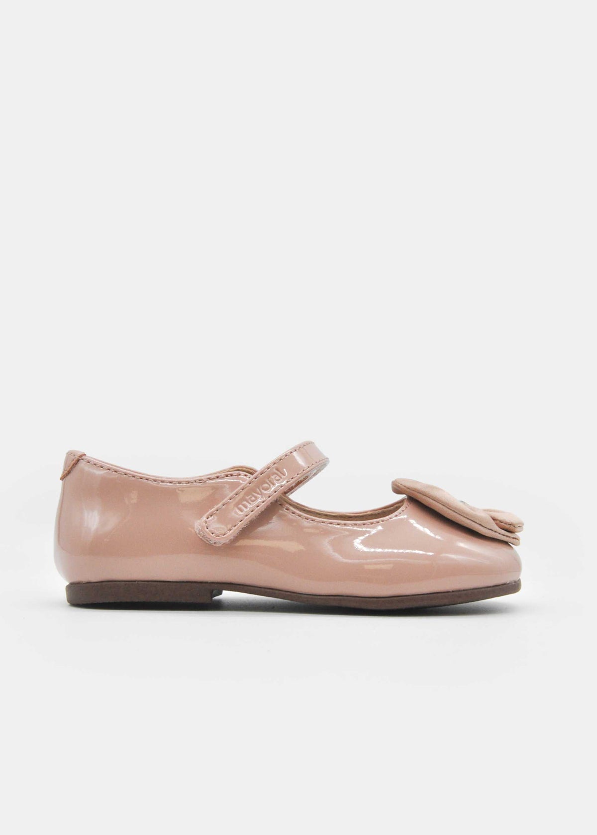 Girls' patent leather Mary Janes with a flower