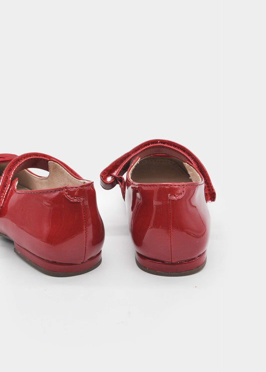 Girls' patent leather Mary Janes with a flower