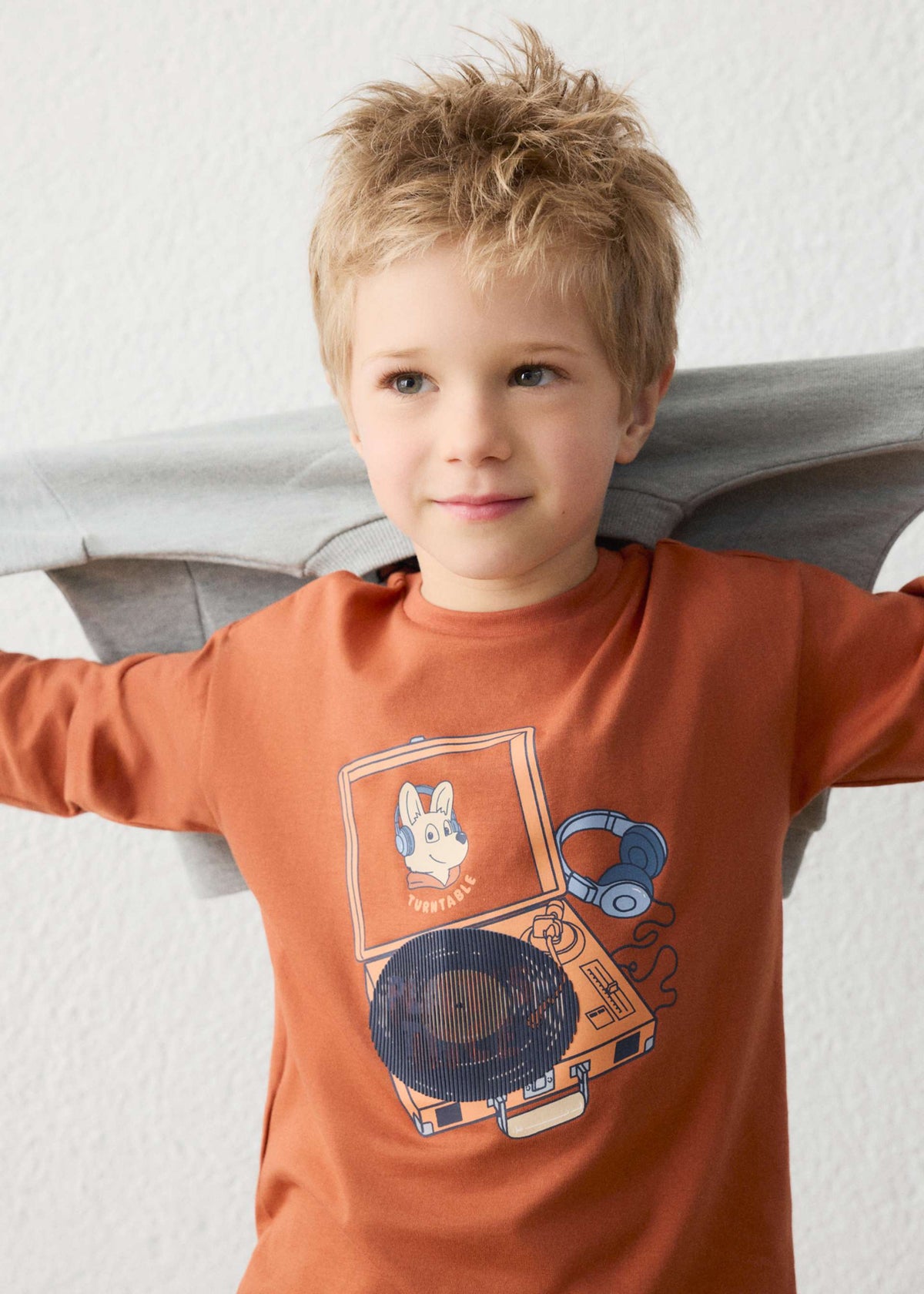Interaktives T-Shirt für Jungen