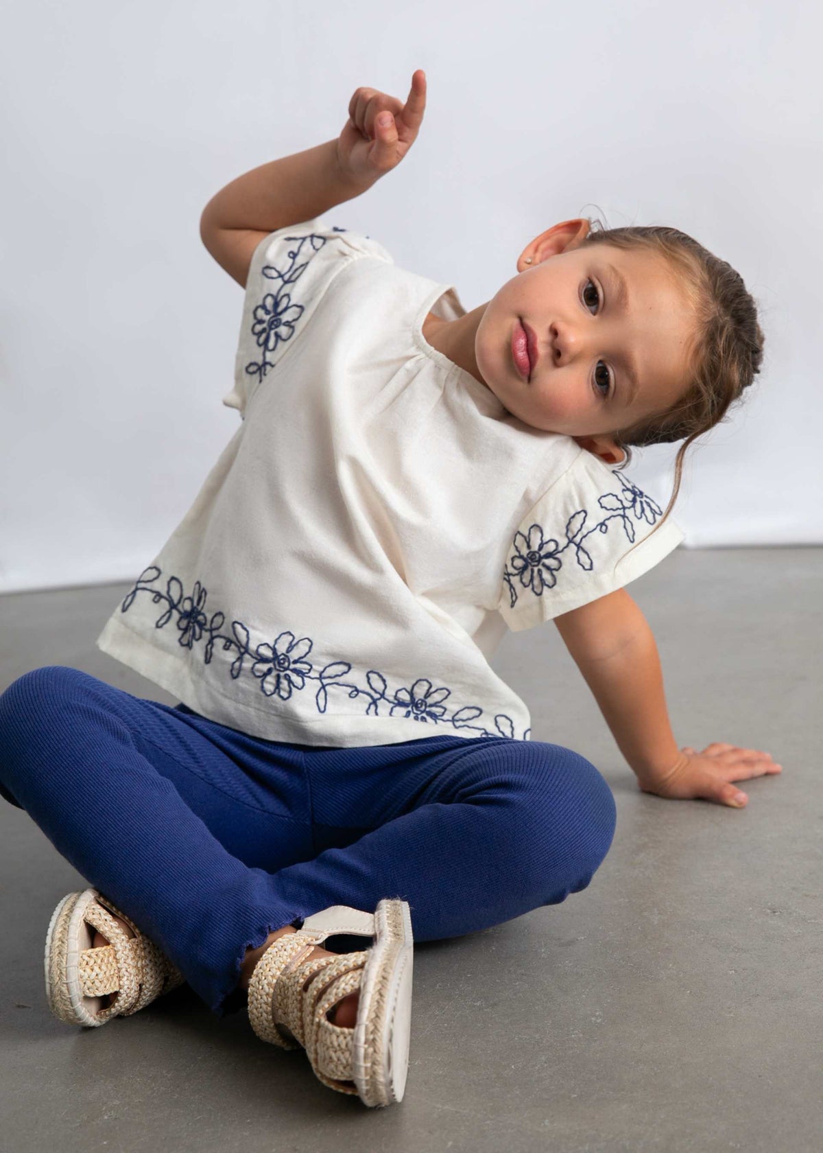 Leggings-Set für Mädchen mit Blumenstickerei