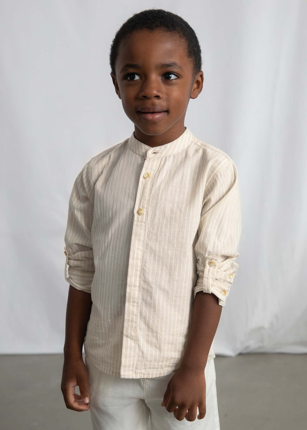 Long-sleeved linen shirt and Bermuda shorts set for boys