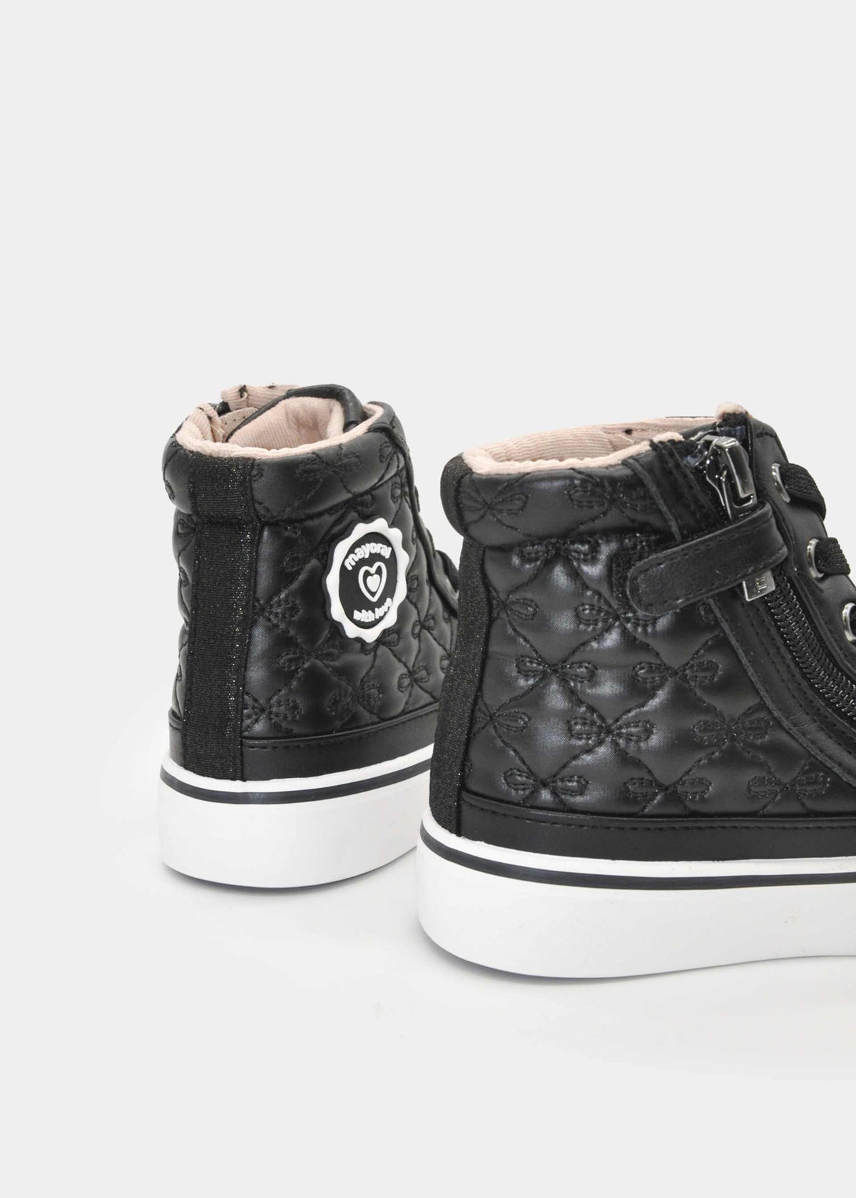 Padded ankle boots for girls