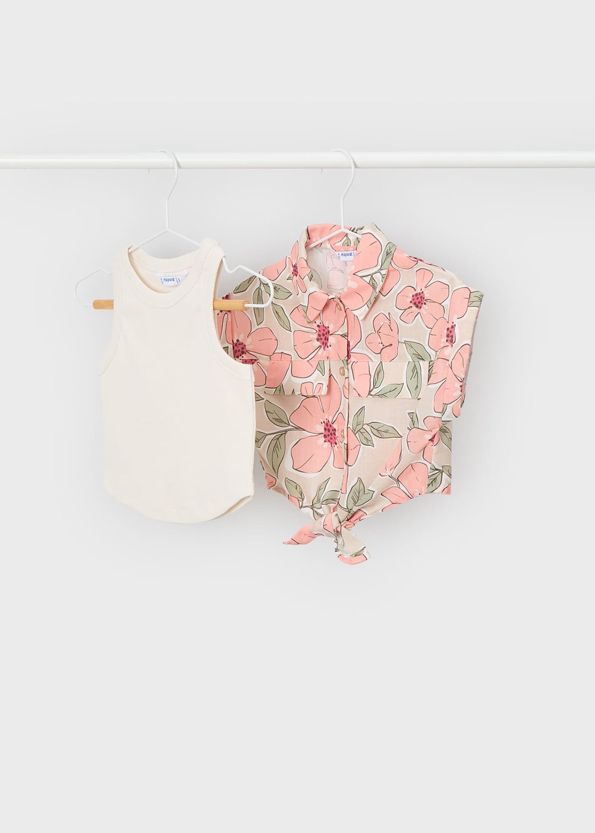 Mädchenbluse mit Druck und Top