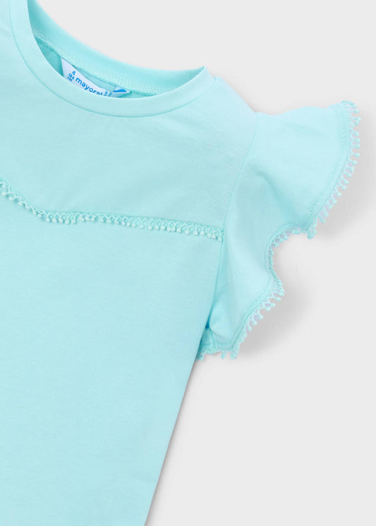 Ruffled t-shirt girl