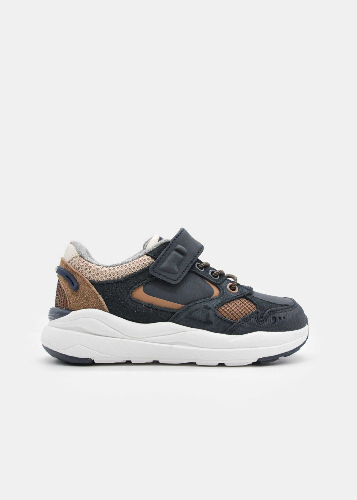 Sneakers boy