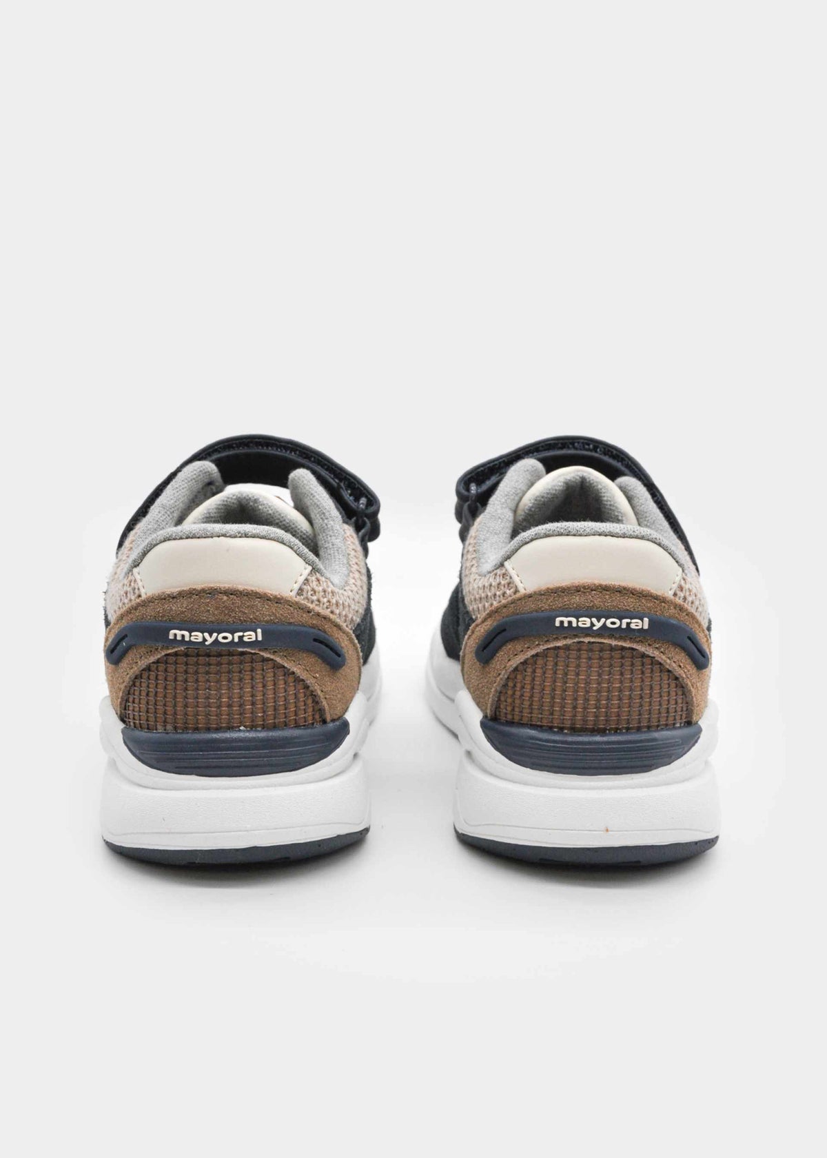 Sneakers boy