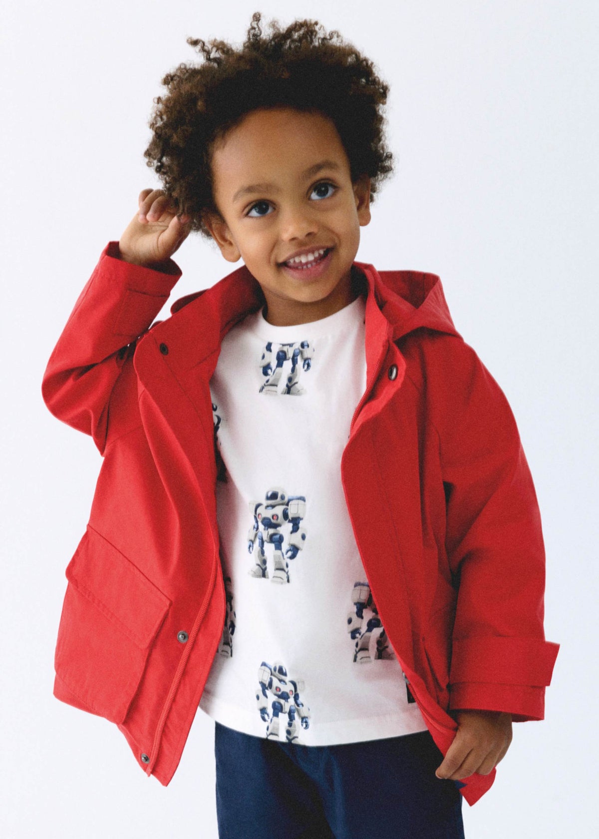 Windbreaker boy with pockets